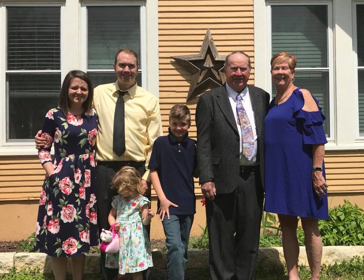 29744237_1953752781621571_266379046883485247_o